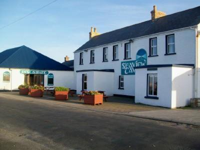 The Seaview Tavern Ballygorman エクステリア 写真